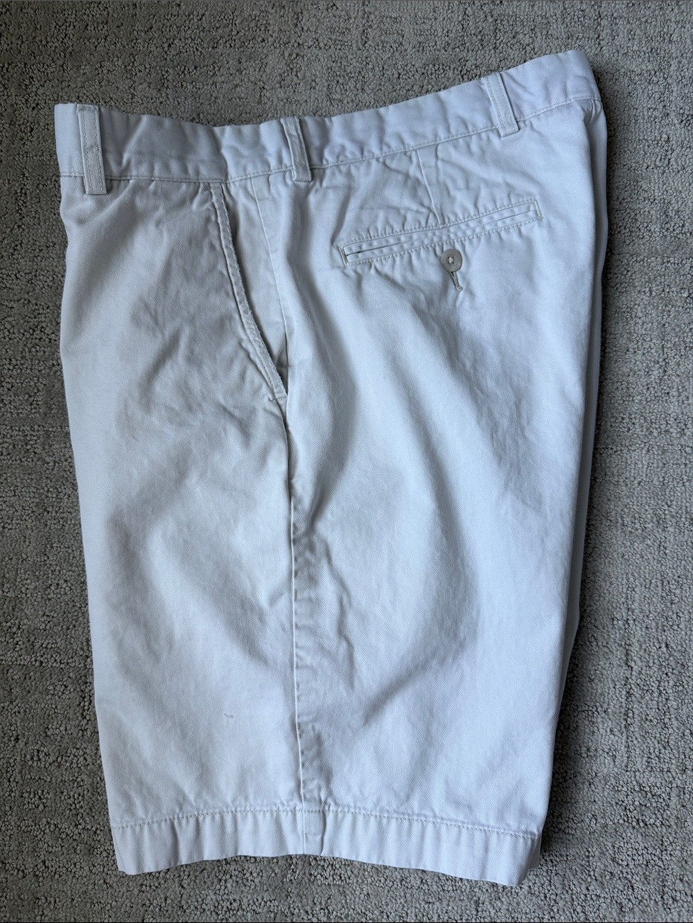 Roundtree & Yorke Men's Flat Front Khaki Cotton Shorts | Size 36